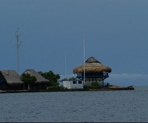 Isla privada en Islas del Rosario.  Fuente: www.panoramio.com - Foto por: Alejandro Faccini